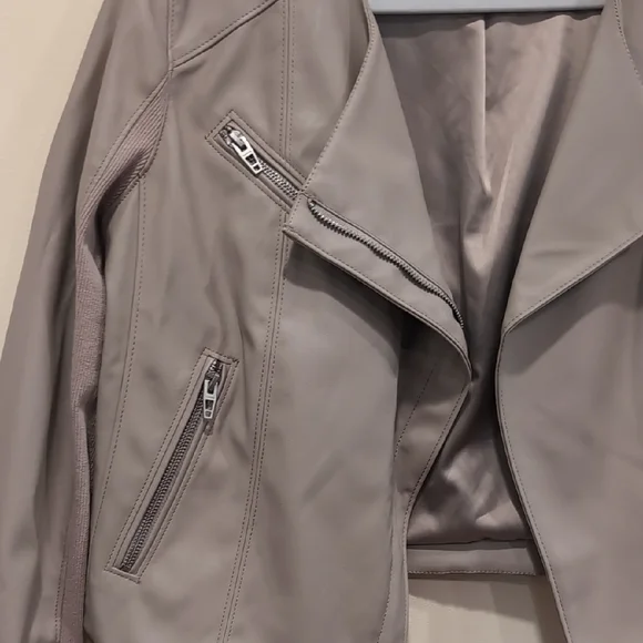 Blank NYC Gray Leather Jacket Sporty Collection - Picture 4 of 7